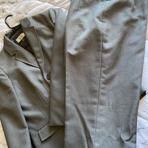 Gray LeSuit pants suit